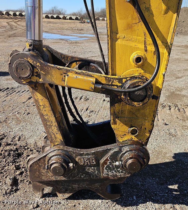 image for item FN5576 2015 Komatsu PC490LC-10 excavator