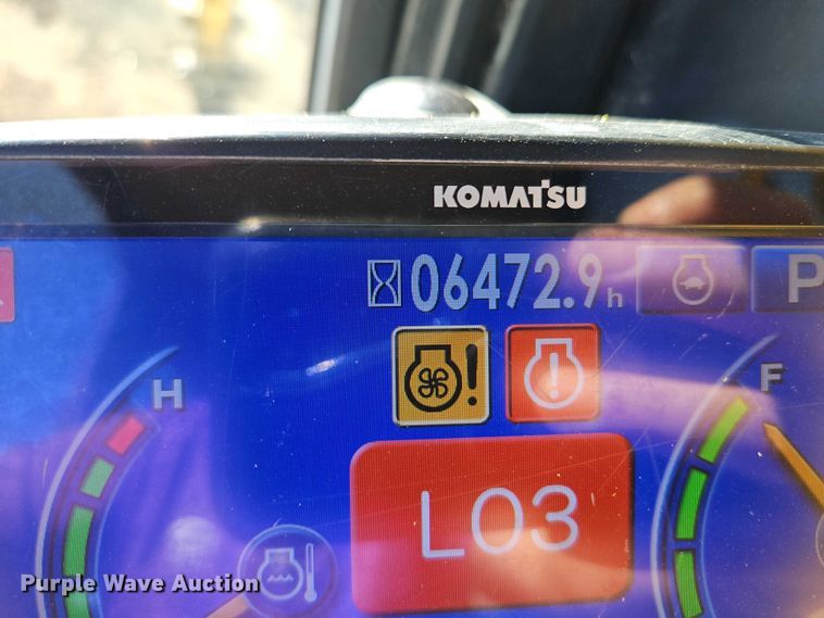 image for item FN5576 2015 Komatsu PC490LC-10 excavator