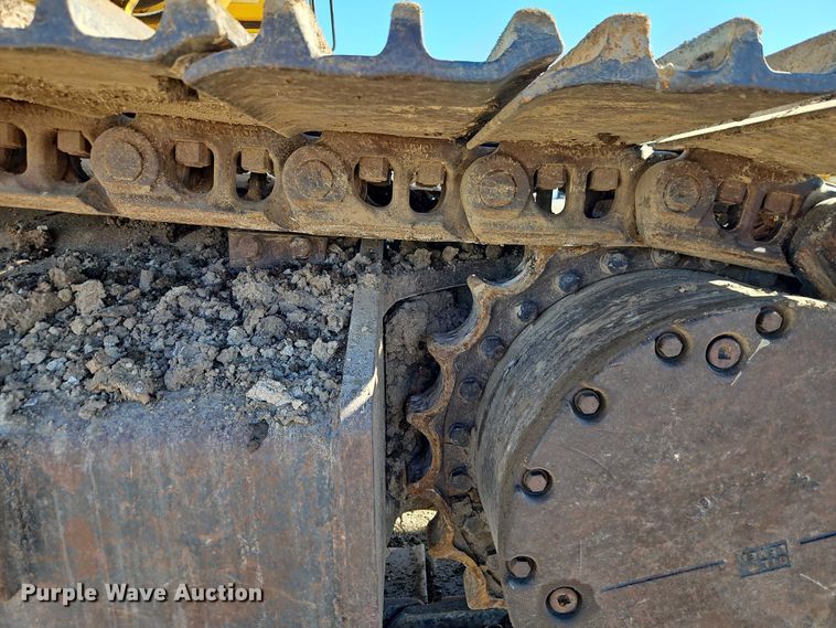 image for item FN5576 2015 Komatsu PC490LC-10 excavator