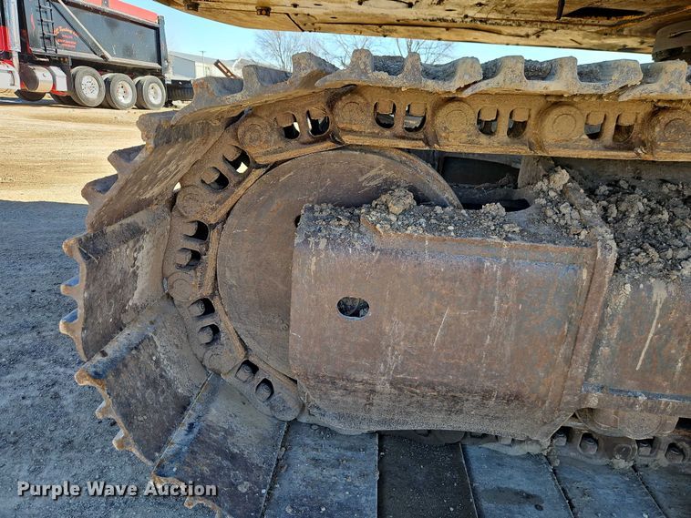 image for item FN5576 2015 Komatsu PC490LC-10 excavator