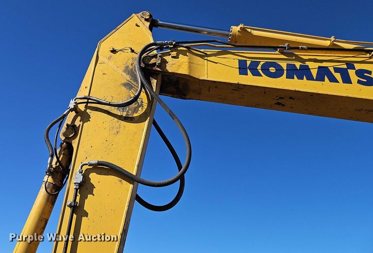 image for item FN5577 2019 Komatsu PC490LC-11 excavator