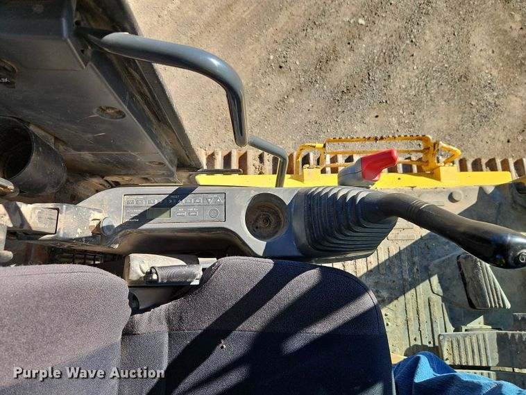 image for item FN5577 2019 Komatsu PC490LC-11 excavator