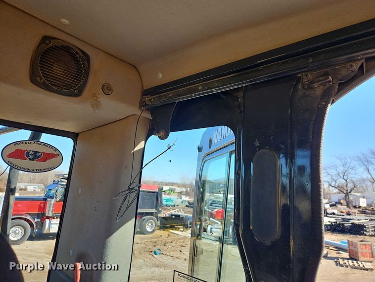 image for item FN5577 2019 Komatsu PC490LC-11 excavator