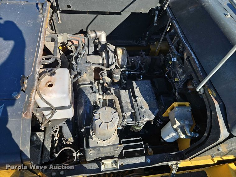 image for item FN5577 2019 Komatsu PC490LC-11 excavator