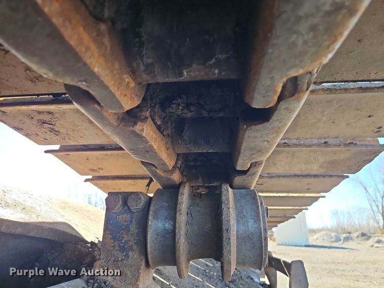 image for item FN5577 2019 Komatsu PC490LC-11 excavator