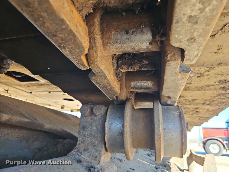 image for item FN5577 2019 Komatsu PC490LC-11 excavator