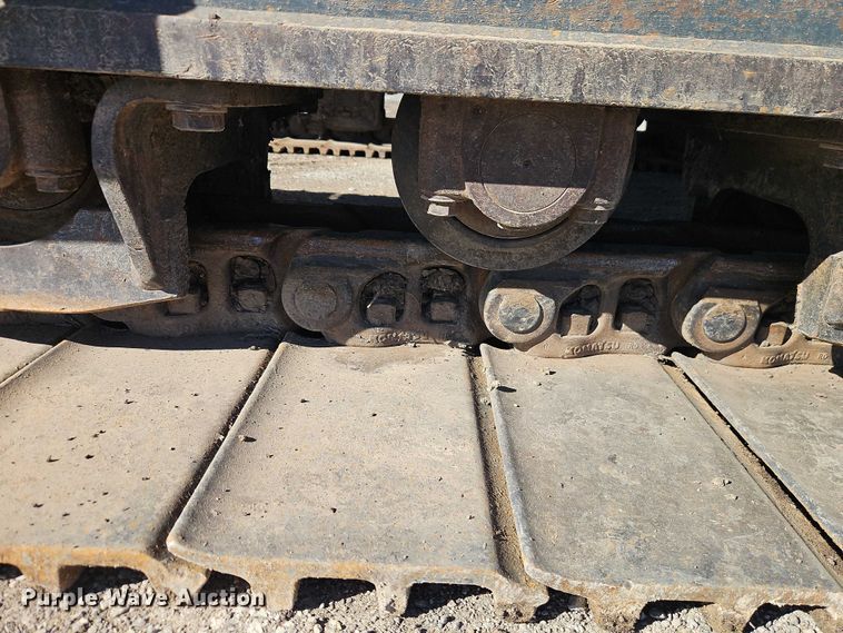 image for item FN5577 2019 Komatsu PC490LC-11 excavator