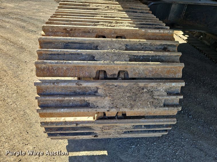 image for item FN5577 2019 Komatsu PC490LC-11 excavator