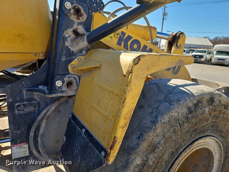 image for item FN5578 2015 Komatsu WA380-7 wheel loader