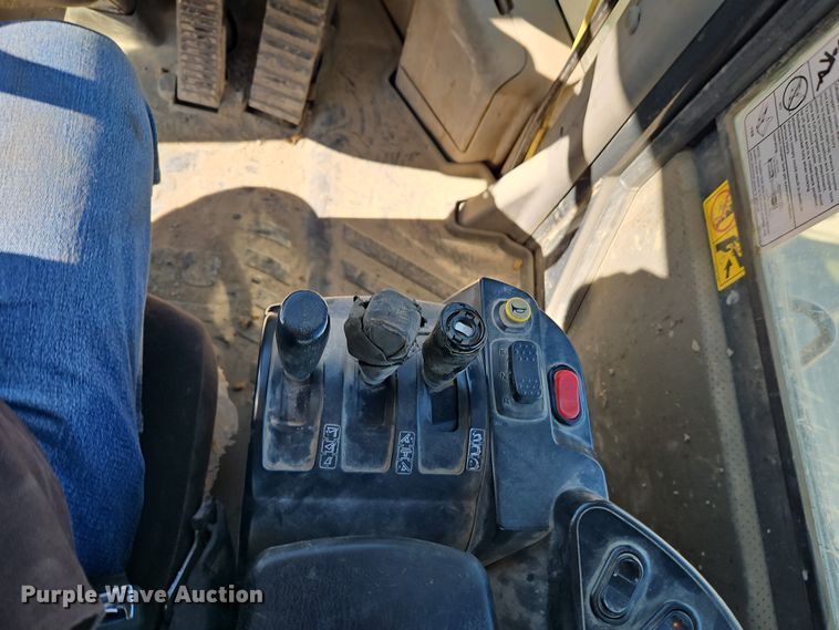 image for item FN5578 2015 Komatsu WA380-7 wheel loader