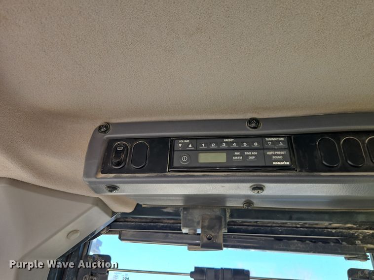 image for item FN5578 2015 Komatsu WA380-7 wheel loader