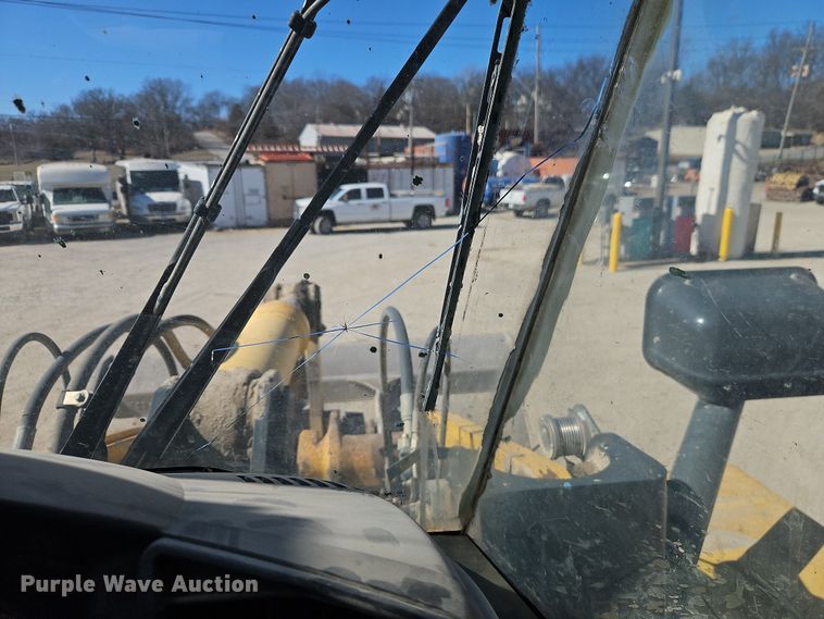 image for item FN5578 2015 Komatsu WA380-7 wheel loader