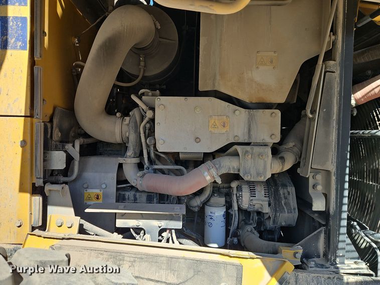 image for item FN5578 2015 Komatsu WA380-7 wheel loader