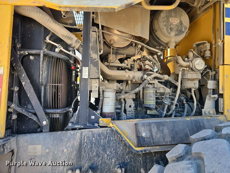 image for item FN5578 2015 Komatsu WA380-7 wheel loader