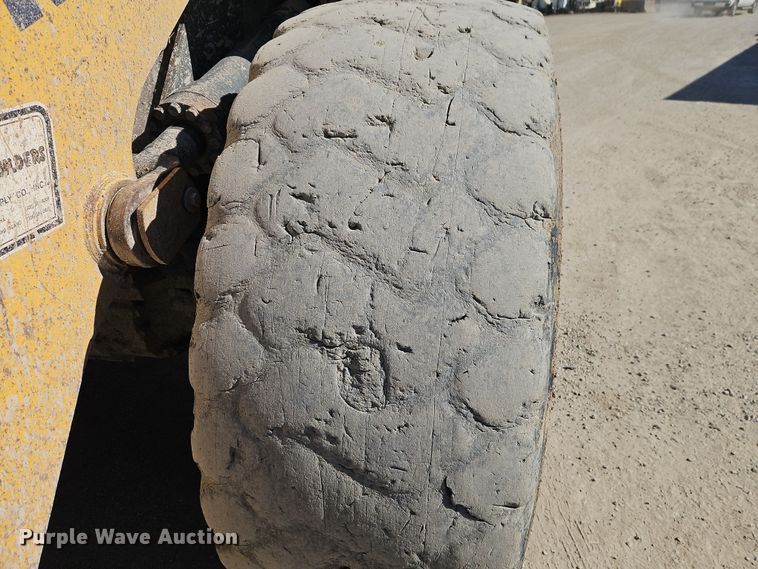 image for item FN5578 2015 Komatsu WA380-7 wheel loader