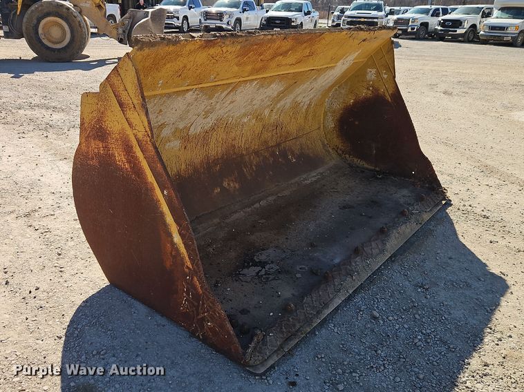 image for item FN5579 Wheel loader bucket