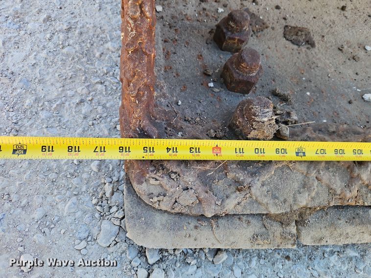 image for item FN5579 Wheel loader bucket