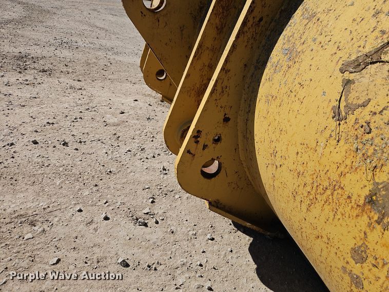 image for item FN5579 Wheel loader bucket