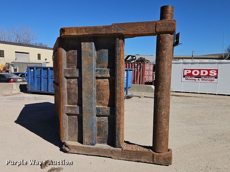 image for item FN5580 Rock box