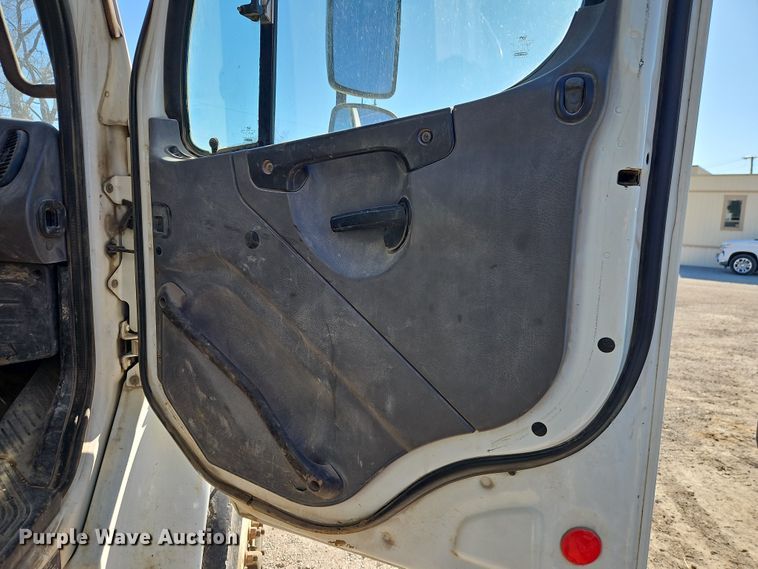 image for item FN5581 2014 Freightliner M2 dump truck