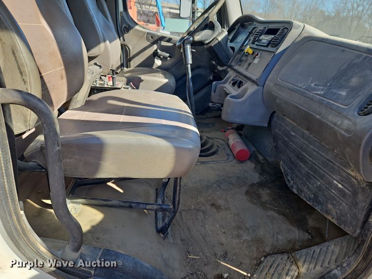 image for item FN5581 2014 Freightliner M2 dump truck