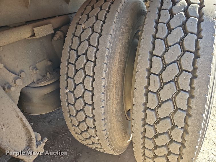 image for item FN5581 2014 Freightliner M2 dump truck