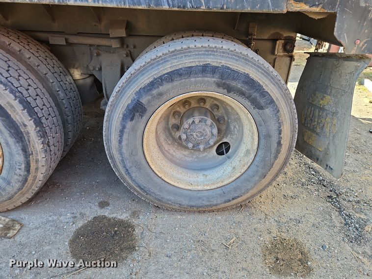 image for item FN5581 2014 Freightliner M2 dump truck