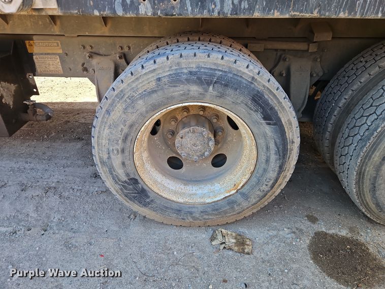 image for item FN5581 2014 Freightliner M2 dump truck