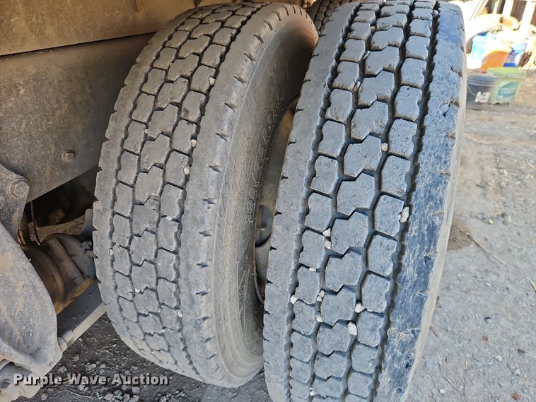 image for item FN5581 2014 Freightliner M2 dump truck