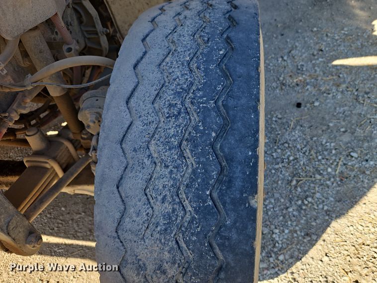 image for item FN5581 2014 Freightliner M2 dump truck