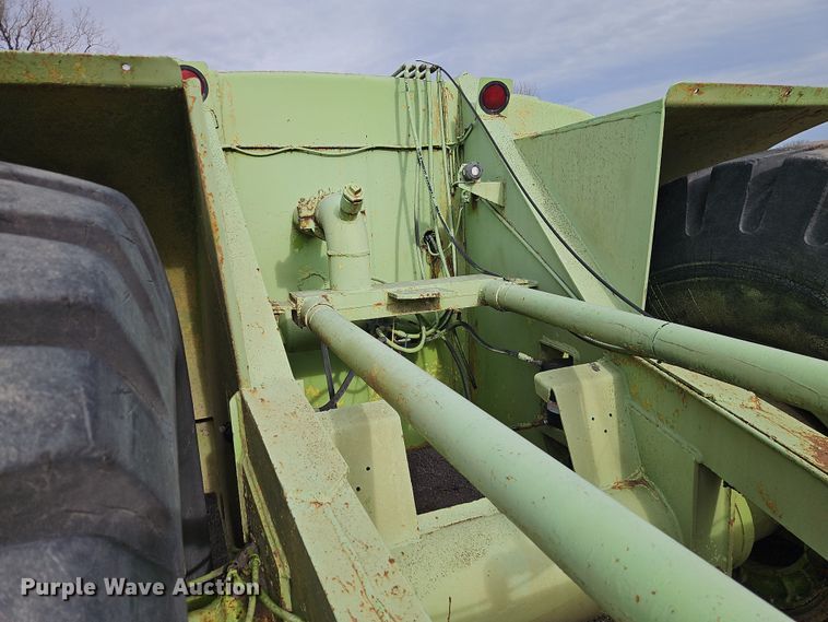 image for item FN5585 Euclid 39LOT water wagon