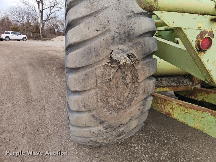 image for item FN5585 Euclid 39LOT water wagon