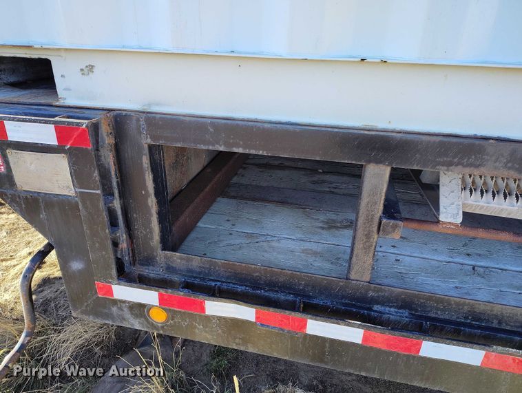 image for item IH9411 2006 Nuttall 350 SD equipment trailer with dewatering system