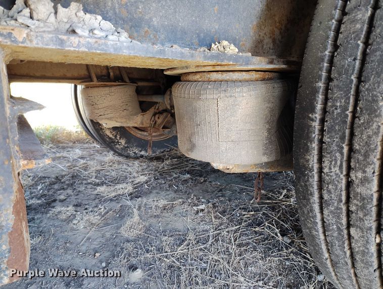 image for item IH9411 2006 Nuttall 350 SD equipment trailer with dewatering system