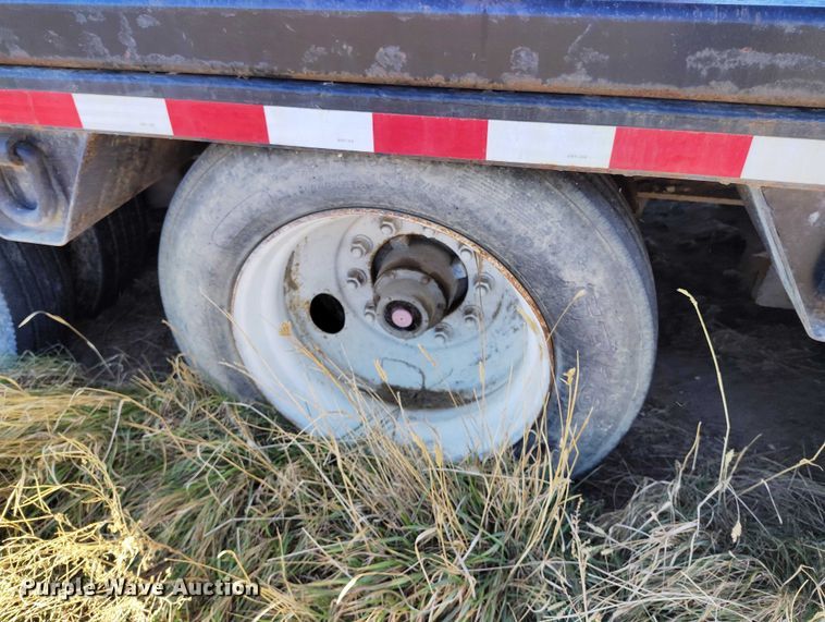 image for item IH9411 2006 Nuttall 350 SD equipment trailer with dewatering system