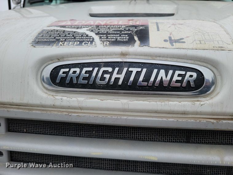 image for item NK9825 2013 Freightliner  M2 digger derrick truck