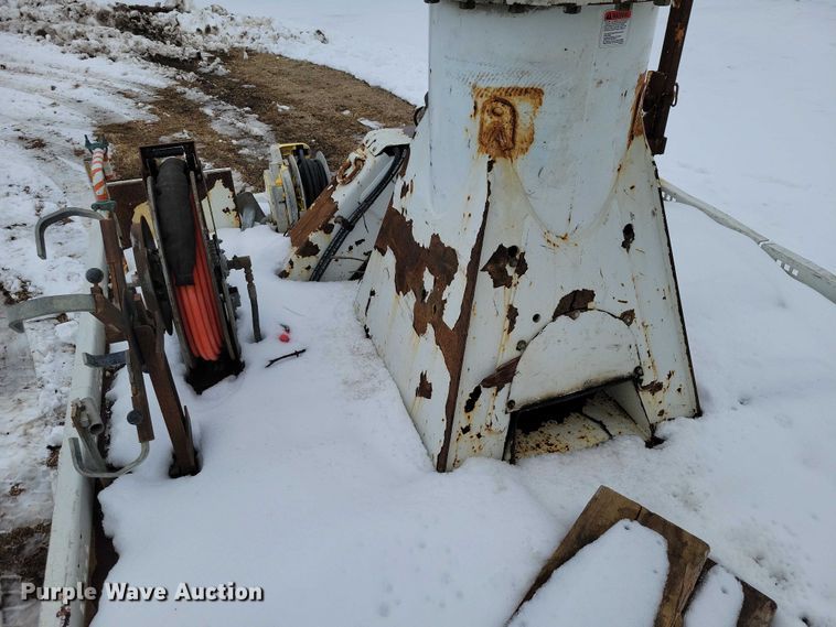 image for item NK9825 2013 Freightliner  M2 digger derrick truck