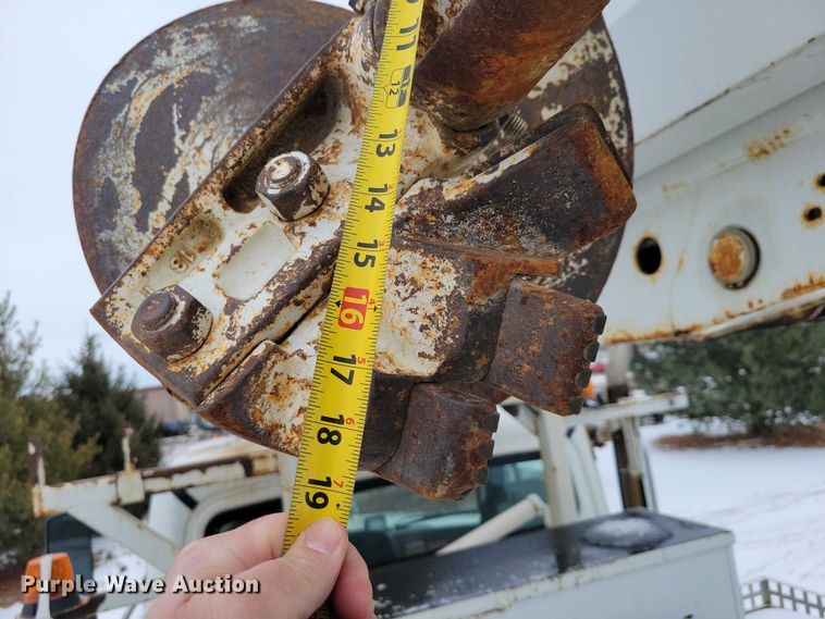 image for item NK9825 2013 Freightliner  M2 digger derrick truck