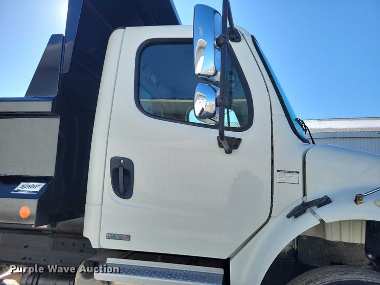 image for item NK9827 2009 Freightliner Business Class M2 dump truck