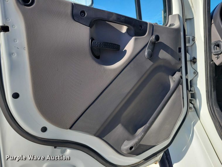 image for item NK9827 2009 Freightliner Business Class M2 dump truck