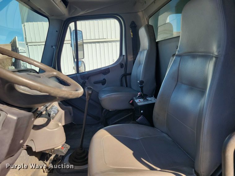 image for item NK9827 2009 Freightliner Business Class M2 dump truck