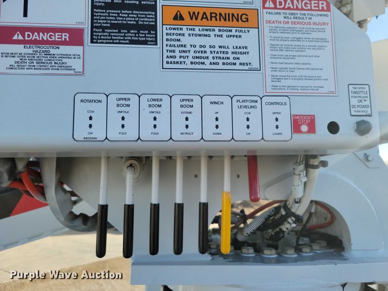 image for item NK9836 2012 Freightliner  M2 Business bucket truck