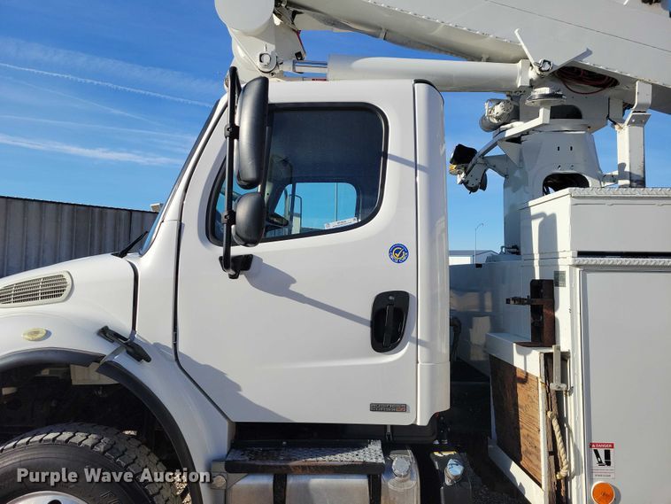 image for item NK9836 2012 Freightliner  M2 Business bucket truck