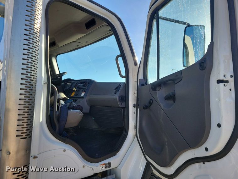 image for item NK9836 2012 Freightliner  M2 Business bucket truck