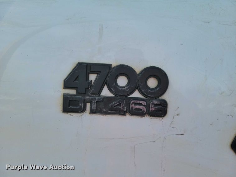 image for item NK9839 1995 International 4700 bucket truck