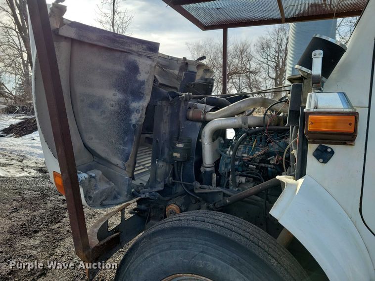 image for item NK9839 1995 International 4700 bucket truck