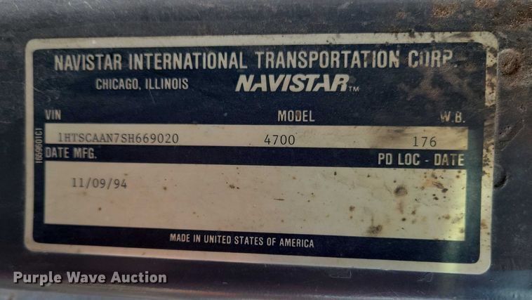 image for item NK9839 1995 International 4700 bucket truck