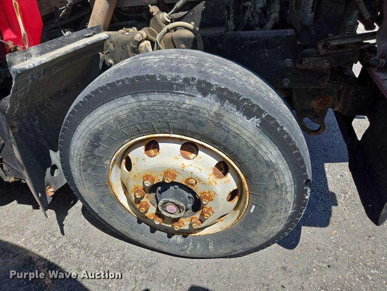 image for item YA1071 2001 Mack RD688 dump truck