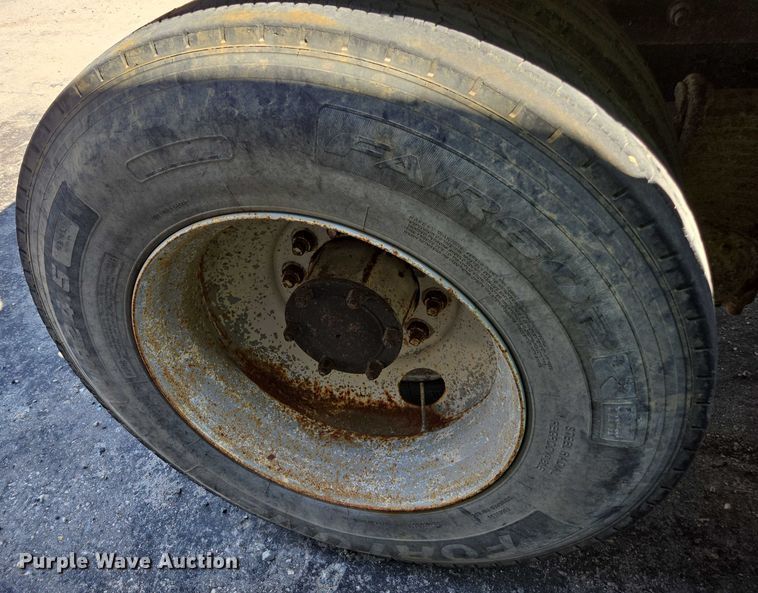 image for item YA1071 2001 Mack RD688 dump truck