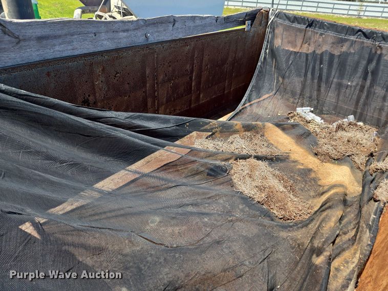 image for item YA1079 2001 Mack RD dump truck